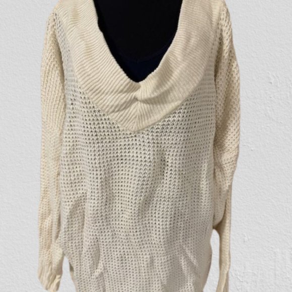 White Oversized V Neck Waffle Sweater 4262 NWT Boutique - Picture 1 of 9